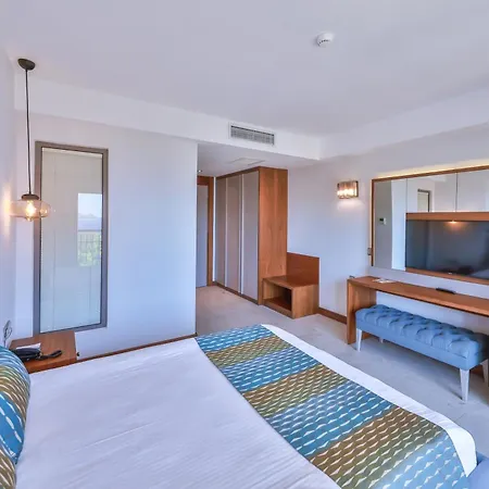 Molino 3* קס