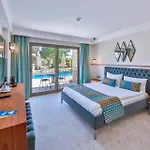 Molino 3*