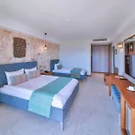 Molino 3*